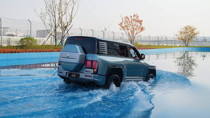 Geely Zhanjian 700